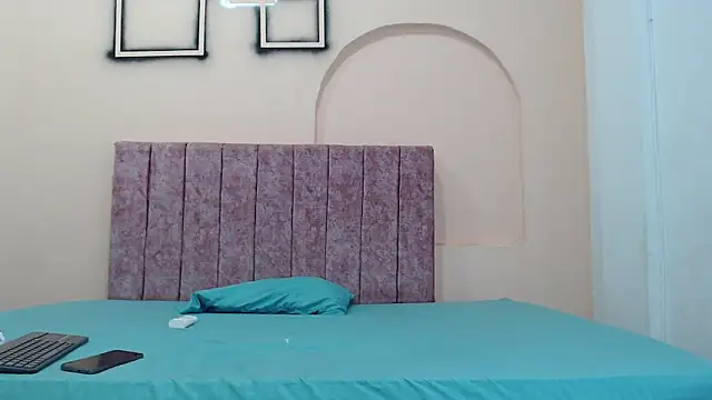 Snapshot of manuel_rey chatting on 13, 9, 2025 manuel rey online show from 13, 9, 2025