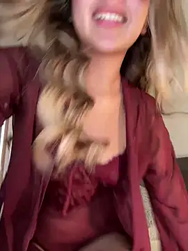 Hornyholly   online show from 20, 3, 2026