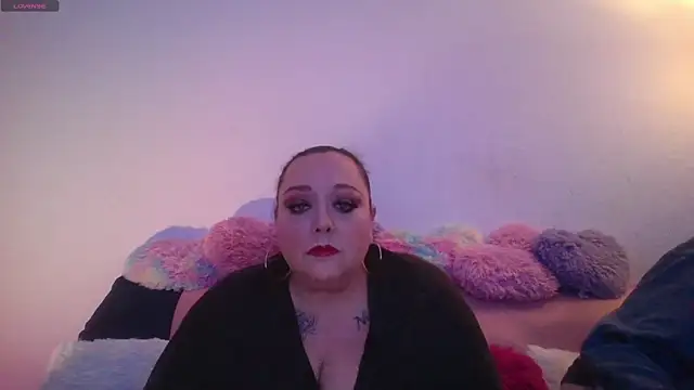 Snapshot of MorganExclusive chatting on 8, 3, 2025 MorganExclusive online show from 8, 3, 2025