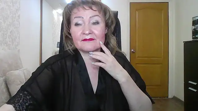 Snapshot of Victoria_secrets_ chatting on 13, 2, 2025 Victoria secrets online show from 13, 2, 2025