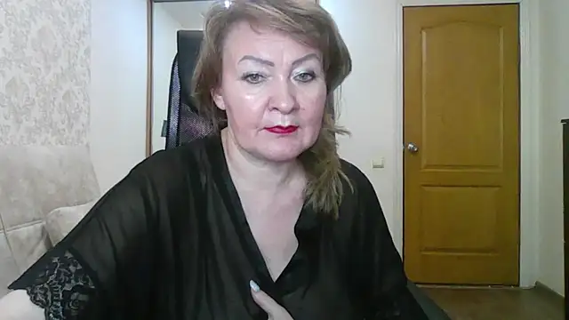 Snapshot of Victoria_secrets_ chatting on 3, 3, 2025 Victoria secrets online show from 3, 3, 2025