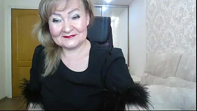 Snapshot of Victoria_secrets_ chatting on 23, 10, 2025 Victoria secrets online show from 23, 10, 2025