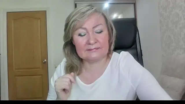 Victoria secrets  online show from 27, 7, 2026