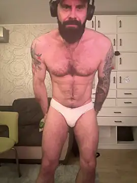 Snapshot of AlexFuck_79 chatting on 4, 3, 2025 AlexFuck 79 online show from 4, 3, 2025