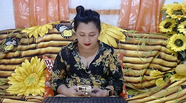 UrSweetClassyPinay online show from 11, 2, 2025