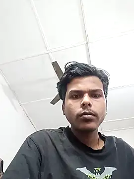 Snapshot of boyyouwant33 chatting on 13, 2, 2025 boyyouwant33 online show from 13, 2, 2025