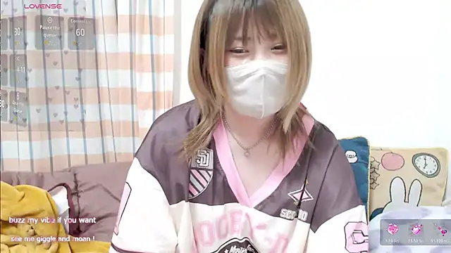 Snapshot of FUYU_rain chatting on 10, 6, 2026 FUYU rain online show from 10, 6, 2026