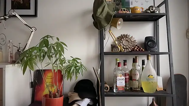 Snapshot of MikymikeBBWD chatting on 25, 11, 2025 MikymikeBBWD online show from 25, 11, 2025