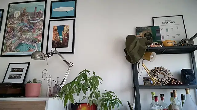 Snapshot of MikymikeBBWD chatting on 26, 11, 2025 MikymikeBBWD online show from 26, 11, 2025