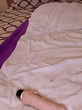 Snapshot of ChloeBab chatting on 25, 11, 2025 ChloeBab online show from 25, 11, 2025