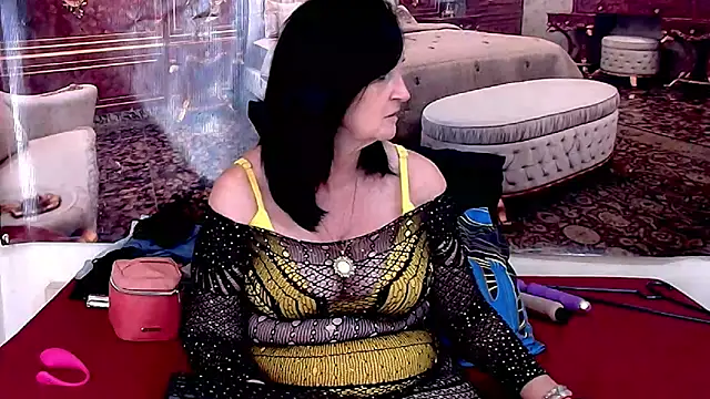 Snapshot of LuciousGrace chatting on 18, 6, 2026 LuciousGrace online show from 18, 6, 2026