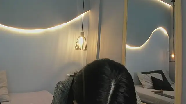 Snapshot of lucelly_15 chatting on 30, 10, 2025 lucelly 15 online show from 30, 10, 2025