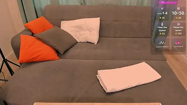 Demonic Angel  online show from 26, 9, 2025