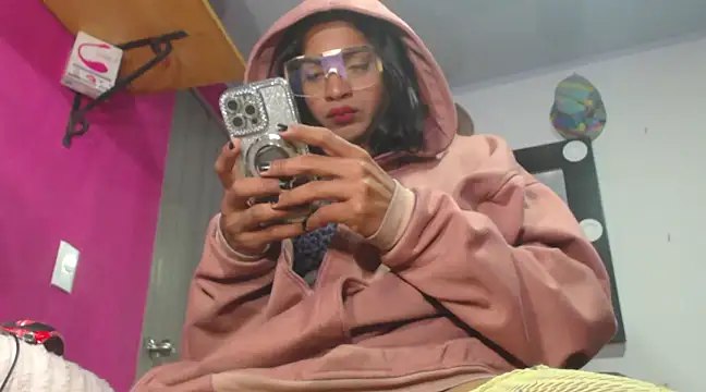 Snapshot of Gaby-sexy chatting on 13, 2, 2025 Gaby-sexy online show from 13, 2, 2025