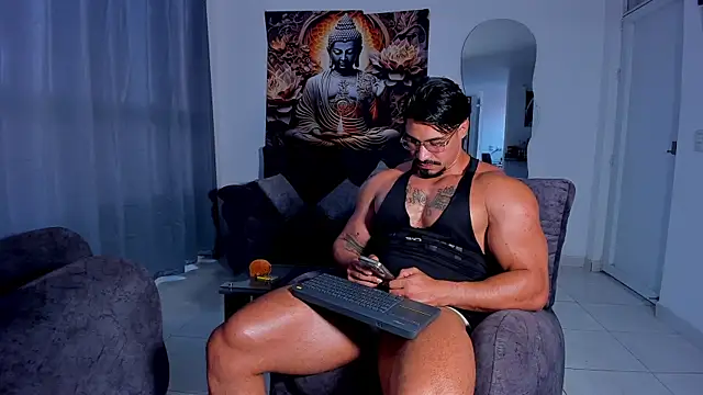 Snapshot of Valentino_Dosantos_ chatting on 11, 9, 2025 Valentino Dosantos online show from 11, 9, 2025