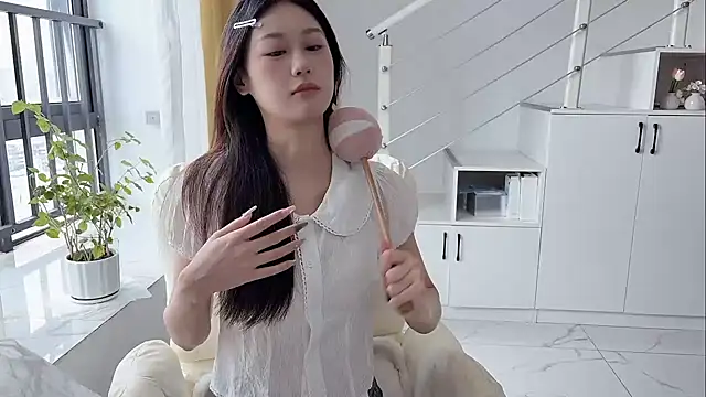 Cassie-20 online show from 26, 9, 2025