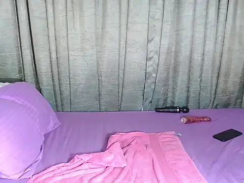 FunHotAssx97 online show from 28, 2, 2025