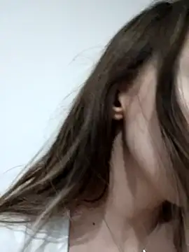 Snapshot of Virgin_PussyLove chatting on 27, 2, 2025 Virgin PussyLove online show from 27, 2, 2025