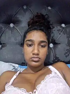 indianpink lips online show from 5, 4, 2026