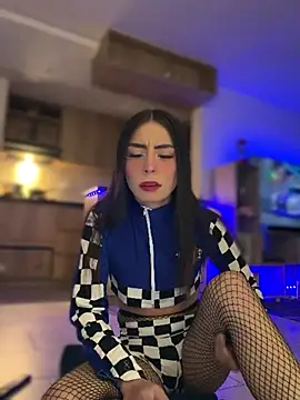 Snapshot of candycami19 chatting on 16, 10, 2025 candycami19 online show from 16, 10, 2025