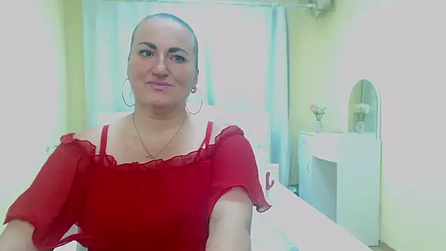 Snapshot of DianaMGG chatting on 29, 5, 2026 DianaMGG online show from 29, 5, 2026