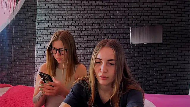 vikky s1 online show from 7, 3, 2025