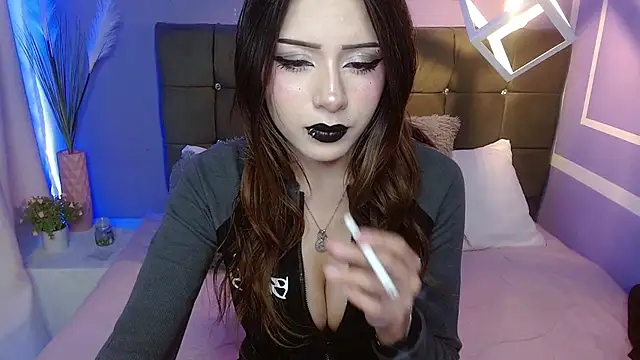 fyreandfox  online show from 31, 1, 2026