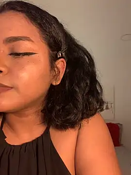 Dahiana Giil online show from 25, 11, 2025