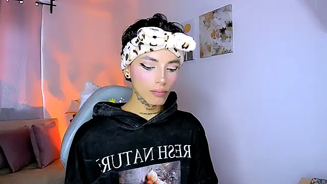 nilam valker online show from 17, 4, 2026