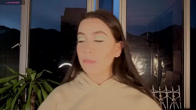 Ivanna West online show from 17, 10, 2025