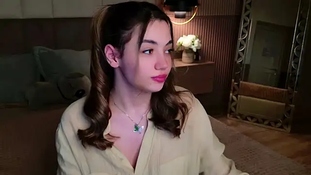 Snapshot of Alice_Deleon chatting on 28, 2, 2025 Alice Deleon online show from 28, 2, 2025