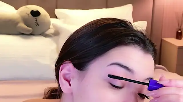 Snapshot of Alice_Deleon chatting on 24, 11, 2025 Alice Deleon online show from 24, 11, 2025