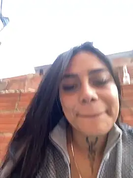 Emily sharlot online show from 28, 9, 2025