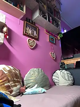 sexymelli18 online show from 25, 10, 2025