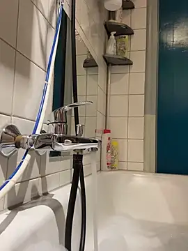 sexymelli18 online show from 4, 11, 2025