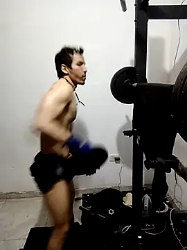 Snapshot of EntrenadorGym1 chatting on 4, 3, 2025 EntrenadorGym1 online show from 4, 3, 2025