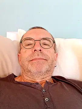 Snapshot of Xavspank2 chatting on 29, 9, 2025 Xavspank2 online show from 29, 9, 2025