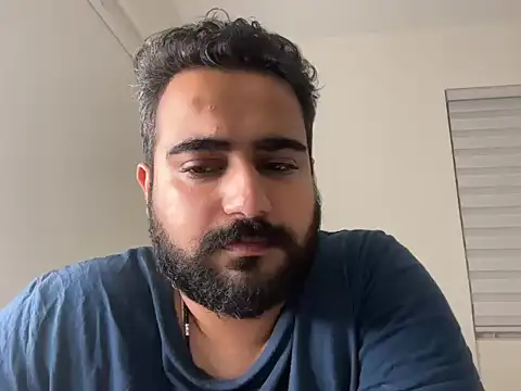 Snapshot of indian_thonger chatting on 17, 12, 2025 indian thonger online show from 17, 12, 2025