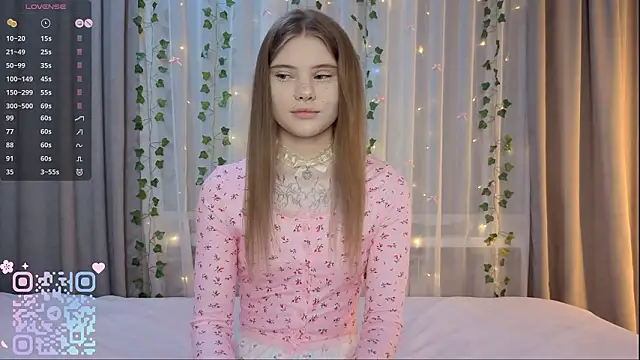 Snapshot of CarolinePepper chatting on 27, 2, 2026 CarolinePepper online show from 27, 2, 2026