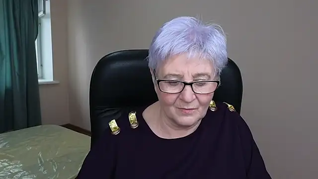 Snapshot of Sandra_Snowflake chatting on 18, 3, 2025 Sandra Snowflake online show from 18, 3, 2025
