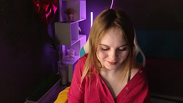 Snapshot of Dyna_bae chatting on 9, 3, 2025 Dyna bae online show from 9, 3, 2025