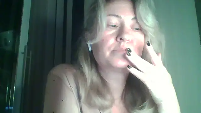 Mary888x online show from 5, 3, 2025