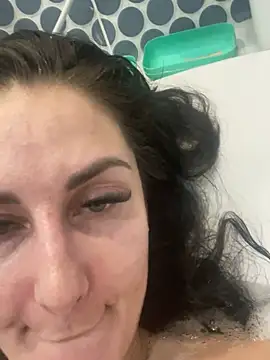 Veronicavirus online show from 16, 2, 2025