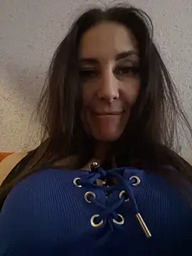 Veronicavirus online show from 13, 2, 2026