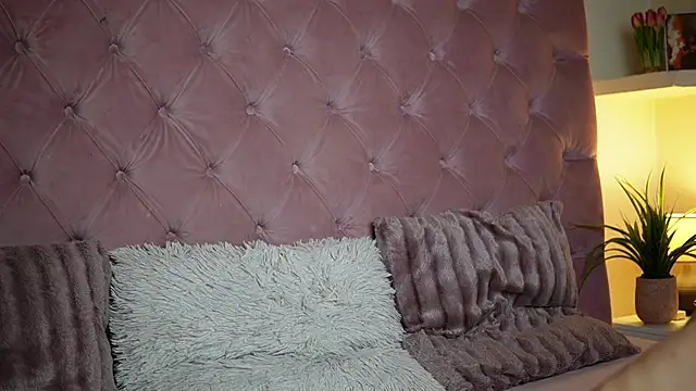 MaiaMini online show from 13, 1, 2026