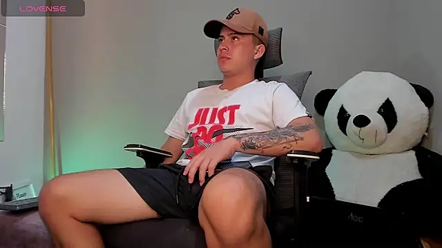 mattiwsmorris  online show from 25, 10, 2025