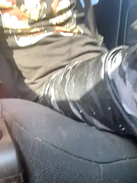 Snapshot of QueenM3 chatting on 3, 10, 2025 QueenM3 online show from 3, 10, 2025