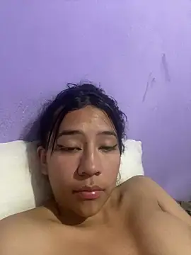 Snapshot of kitty_jets chatting on 8, 3, 2025 kitty jets online show from 8, 3, 2025