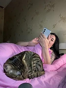 Naughtbaby 2025 online show from 17, 4, 2026