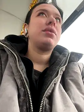 AlishaPrettyBlade online show from 22, 12, 2025